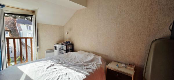 Appartement 3 pièces à vendre à Étampes vendu loué avec deux places de stationnement et jardin - Investissement idéall