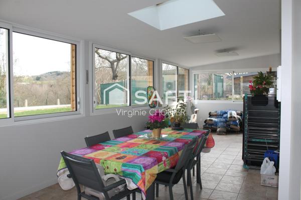 Belle maison entièrement rénovée de 153m2 avec garage double. Idéal famille nombreuse