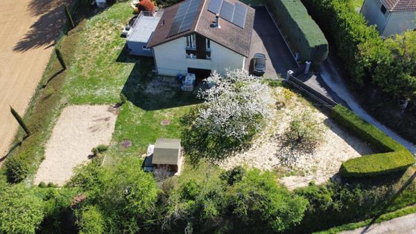 Terrain à bâtir, vue dégagée