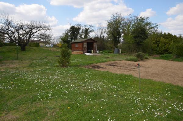 Terrain à bâtir, vue dégagée