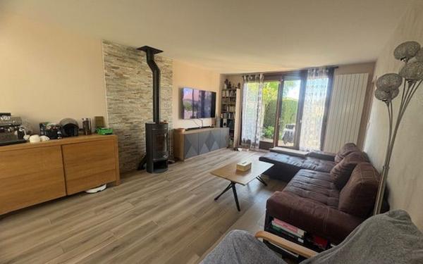 Maison à vendre    5 pièces • 119,50 m2 Menucourt