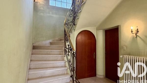 Maison à vendre 10 pièces 264 m² Carpentras