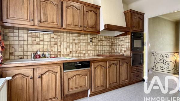 Maison à vendre 10 pièces 264 m² Carpentras