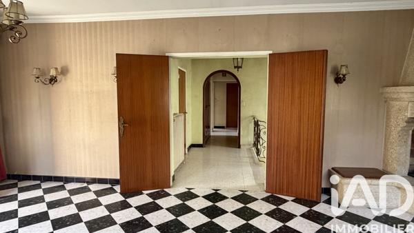 Maison à vendre 10 pièces 264 m² Carpentras