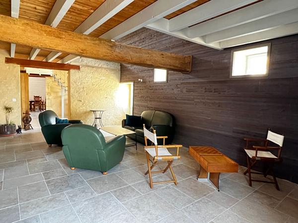 Maison Vouillé Les Marais 6 pièce(s)