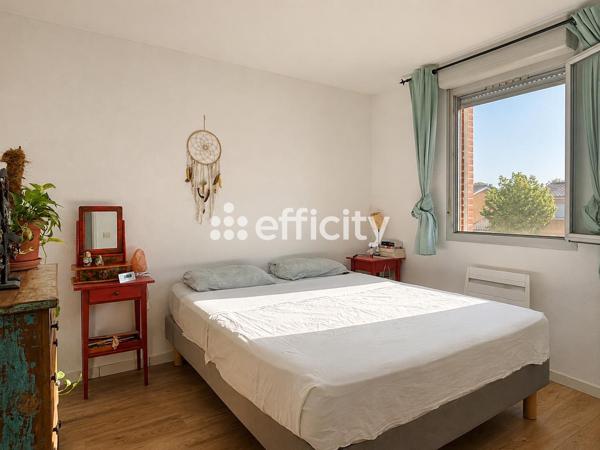 Appartement
         3 pièces
        - 72 m² Exclusivité 190 000 € *