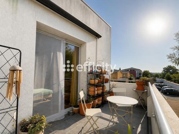 Appartement
         3 pièces
        - 72 m² Exclusivité 190 000 € *
