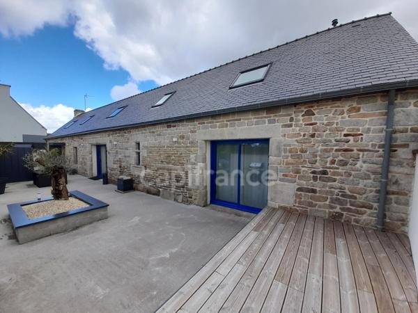 Maison à vendre 5 pièces ERGUE GABERIC (29500)- surface habitable 162.56 m2- 3 chambres - parcelle de 895 m2