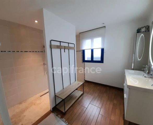 Maison à vendre 5 pièces ERGUE GABERIC (29500)- surface habitable 162.56 m2- 3 chambres - parcelle de 895 m2