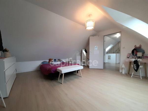 Maison à vendre 5 pièces ERGUE GABERIC (29500)- surface habitable 162.56 m2- 3 chambres - parcelle de 895 m2