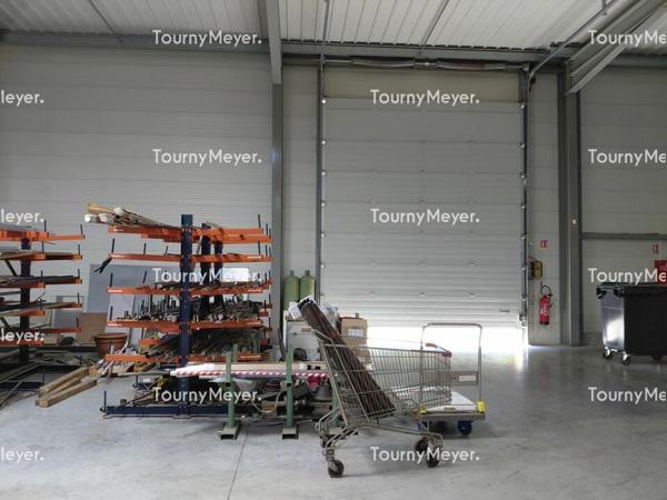 A Vendre- St Médard en Jalles- Bâtiment activités sur terrain privatif