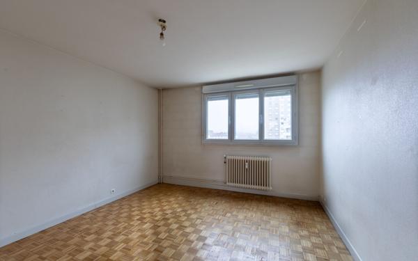 Appartement à vendre    1 pièce • 36,78 m2 Mâcon