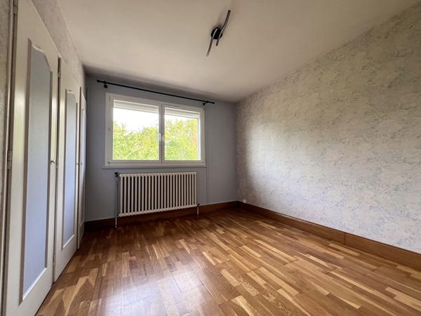 Maison 5 pièces de 90m² à louer à Geneuille