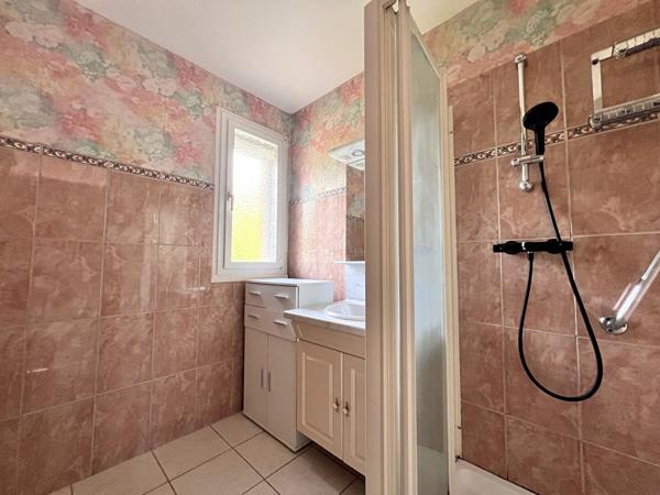 Maison 5 pièces de 90m² à louer à Geneuille