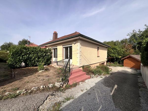 Maison 5 pièces de 90m² à louer à Geneuille
