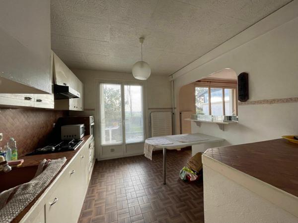 Maison à vendre    5 pièces •  Nozay