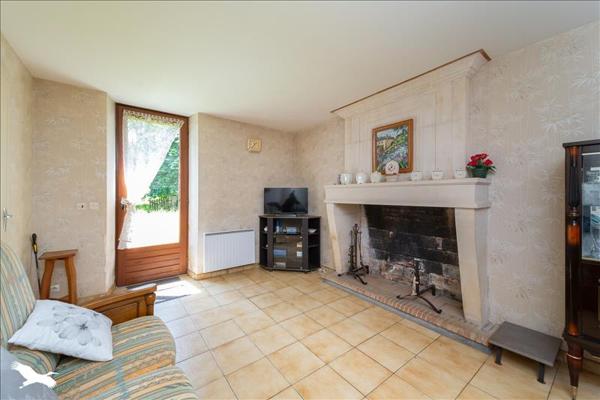 Maison à vendre |  Chamouillac |  5 pièces | 99 m²