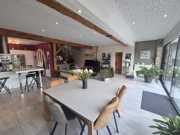 Maison 5 pièce(s) 4 chambre(s) 190 m²