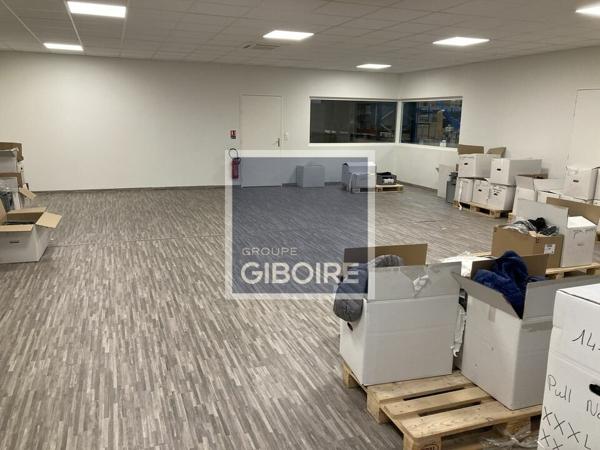 Bureaux - A LOUER - SAINT-BARTHLEMY-D'ANJOU (réf : 49.017410)