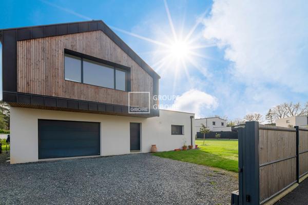 Maison T7 à vendre GUICHEN - 160 m² (réf : JR26215E)