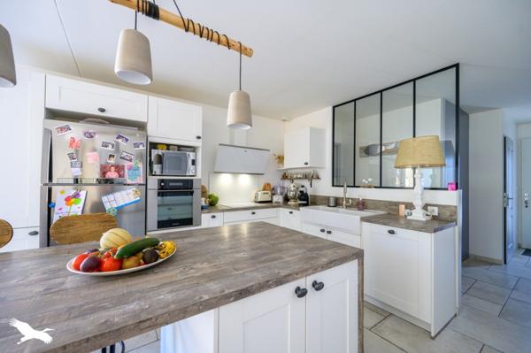 Maison à vendre 436 995 € L'Houmeau 4 p 100 m² DPE A