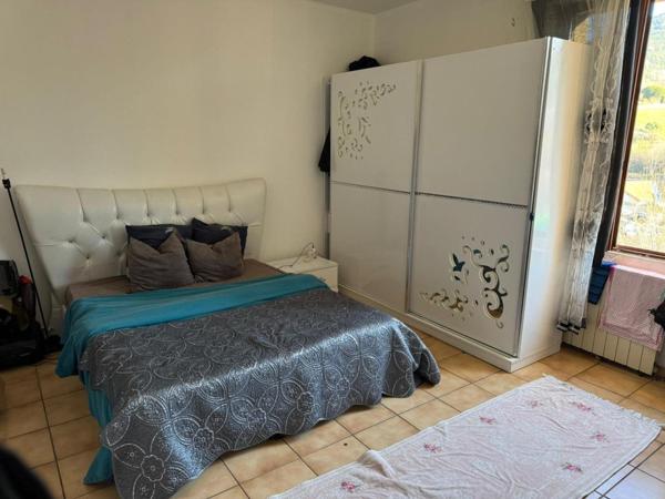 Appartement à SAINT-ETIENNE, 42100 - 3 pièces 86m²