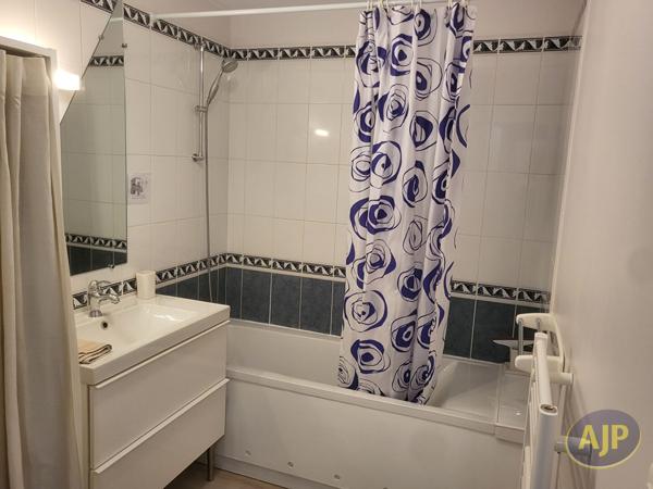 Location appartement Reze : 680 € - AJP Immobilier Rezé