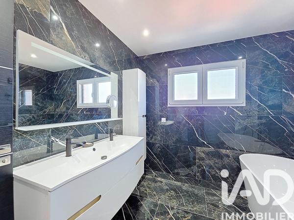 Maison à vendre 6 pièces 172 m² Versonnex