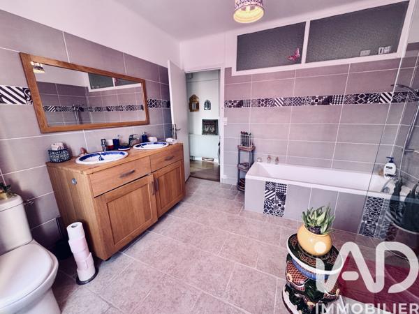 Maison à vendre 7 pièces 153 m² Pont-sur-Yonne