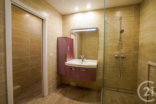 Appartement F3 Bis à vendre  4 pièces - 94,74 m2 TREVOUX - 01