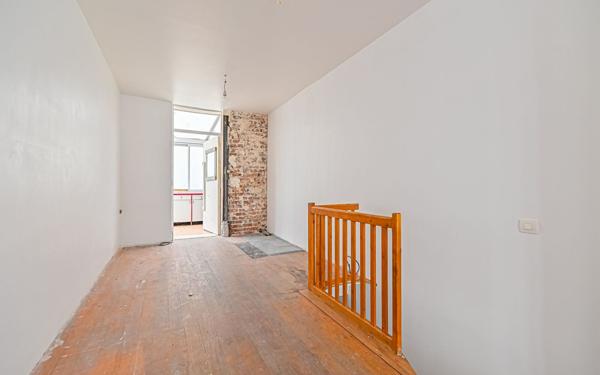 Appartement à vendre    2 pièces • 48,31 m2 Paris 18