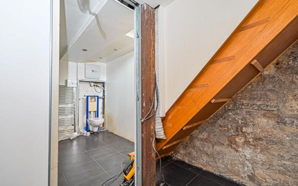 Appartement à vendre    2 pièces • 48,31 m2 Paris 18