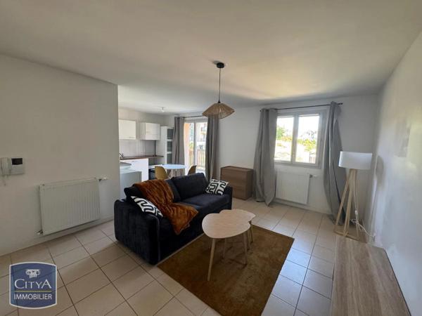 Appartement à louer 1 pièce 33.09m² Chevry (01170)