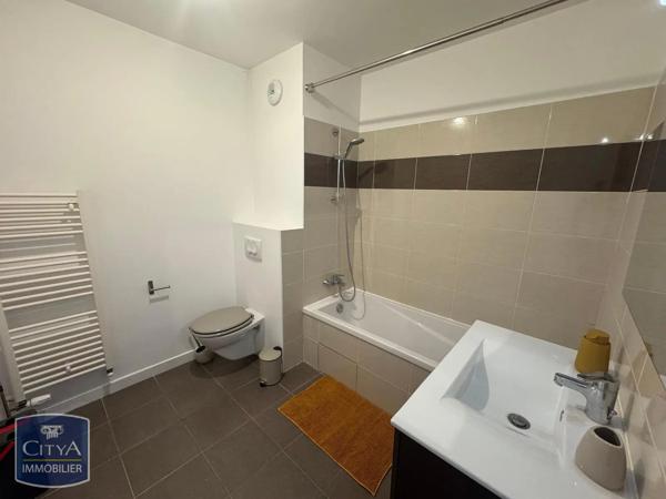 Appartement à louer 1 pièce 33.09m² Chevry (01170)