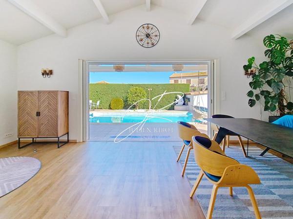 Maison T5 3 chambres 135 m² piscine