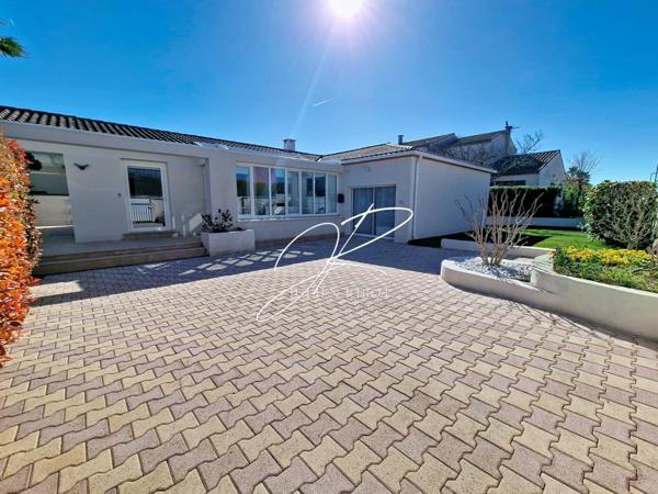 Maison T5 3 chambres 135 m² piscine