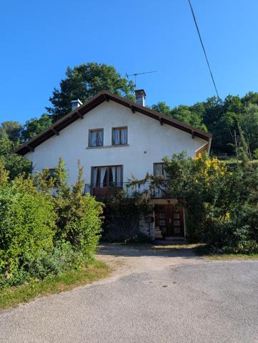 Maison individuelle sur sous sol 6 chambres