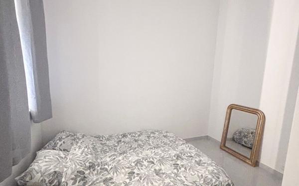 Appartement à vendre    2 pièces • 79 m2 Grasse