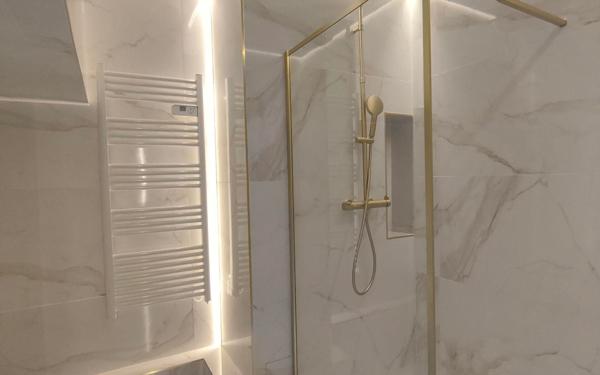 Appartement à vendre    2 pièces • 79 m2 Grasse