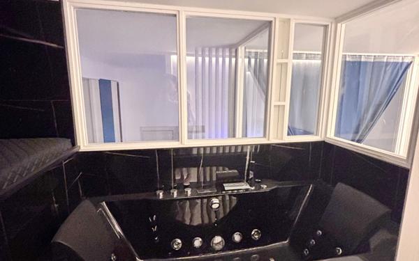 Appartement à vendre    2 pièces • 79 m2 Grasse