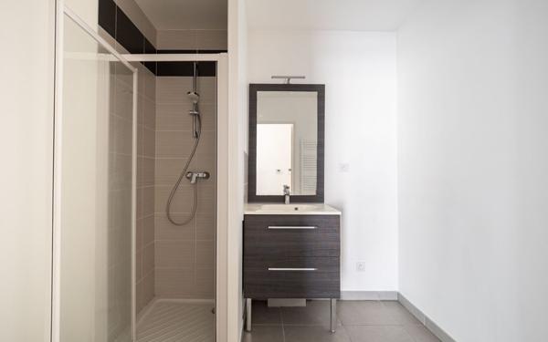 Appartement à vendre    2 pièces • 43,76 m2 Lyon 7