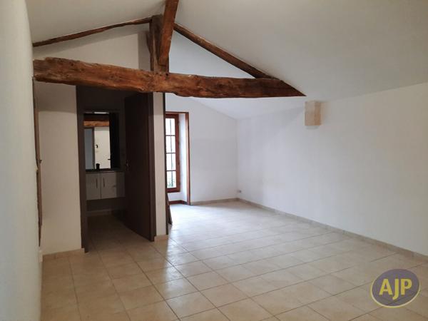 Location appartement Pons : 405 € - AJP Immobilier Pons
