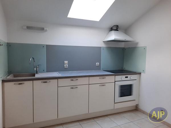 Location appartement Pons : 405 € - AJP Immobilier Pons