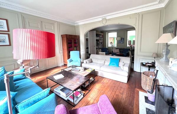 Maison de caractère, rare, 14 pièces proche de EPERNAY (51)