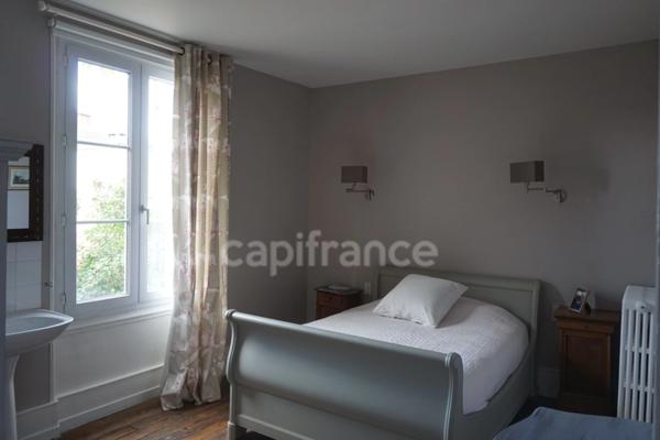 Maison de caractère, rare, 14 pièces proche de EPERNAY (51)