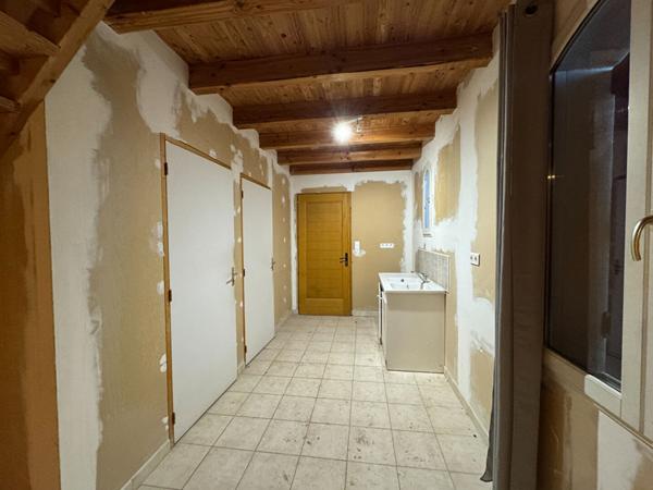Gaillac . Maison de +/- 219 m²