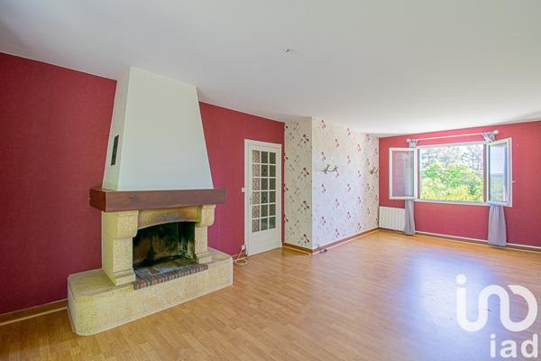 Maison 5 pièces de 90 m² à Cosnac (19360)