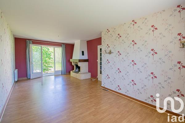 Maison 5 pièces de 90 m² à Cosnac (19360)