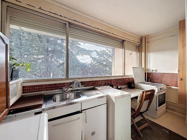 Ramonville Saint-Agne. Proximité des commodités et du métro ligne B - Appartement T1bis de 32 m² avec terrasse plein sud