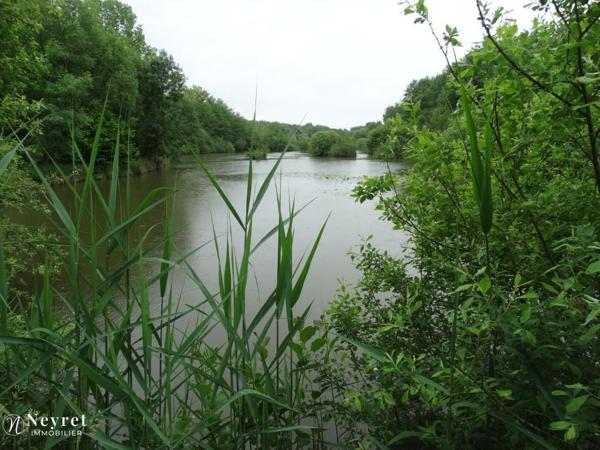 Domaine privé de 14 hectares environ à vocation de loisirs